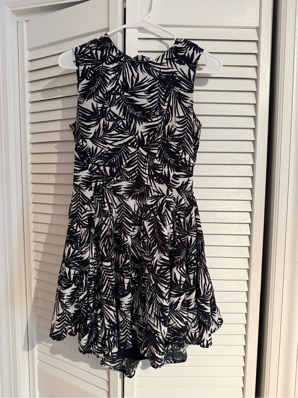 H&M Black and White Tropical Leaf Girls Dress